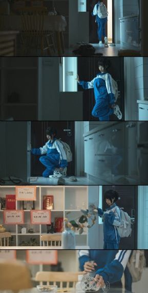 美女久草_高清高清完整版播放